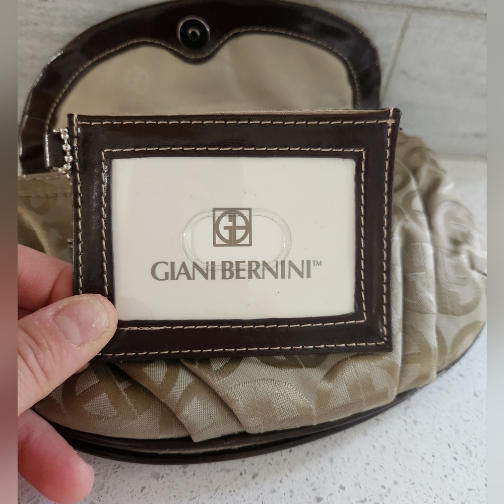 NWOT Gianni Bernini bag mini wristlet multi pockets - Picture 6 of 9